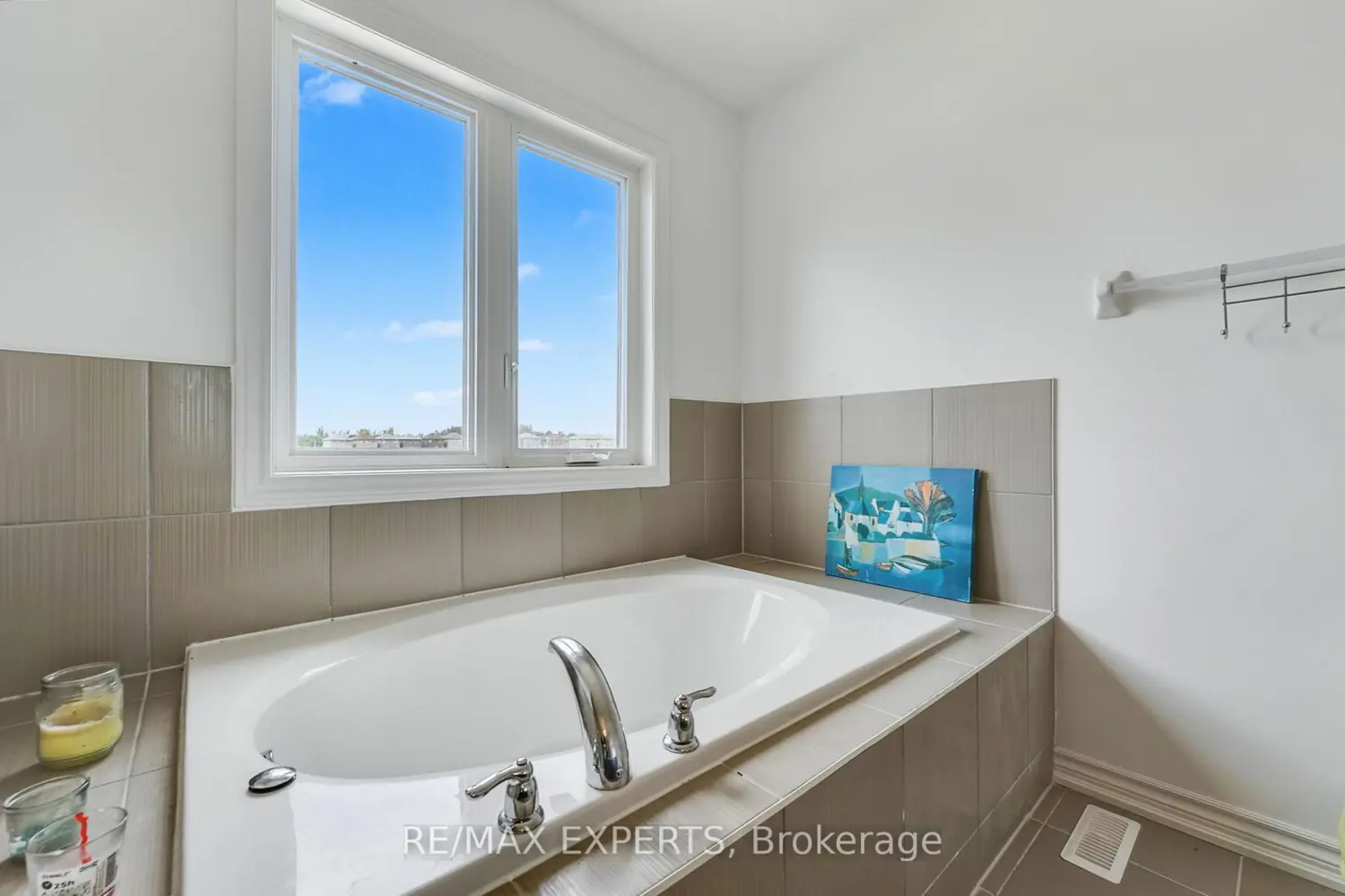 Additional image 8 of 360 Russell Street