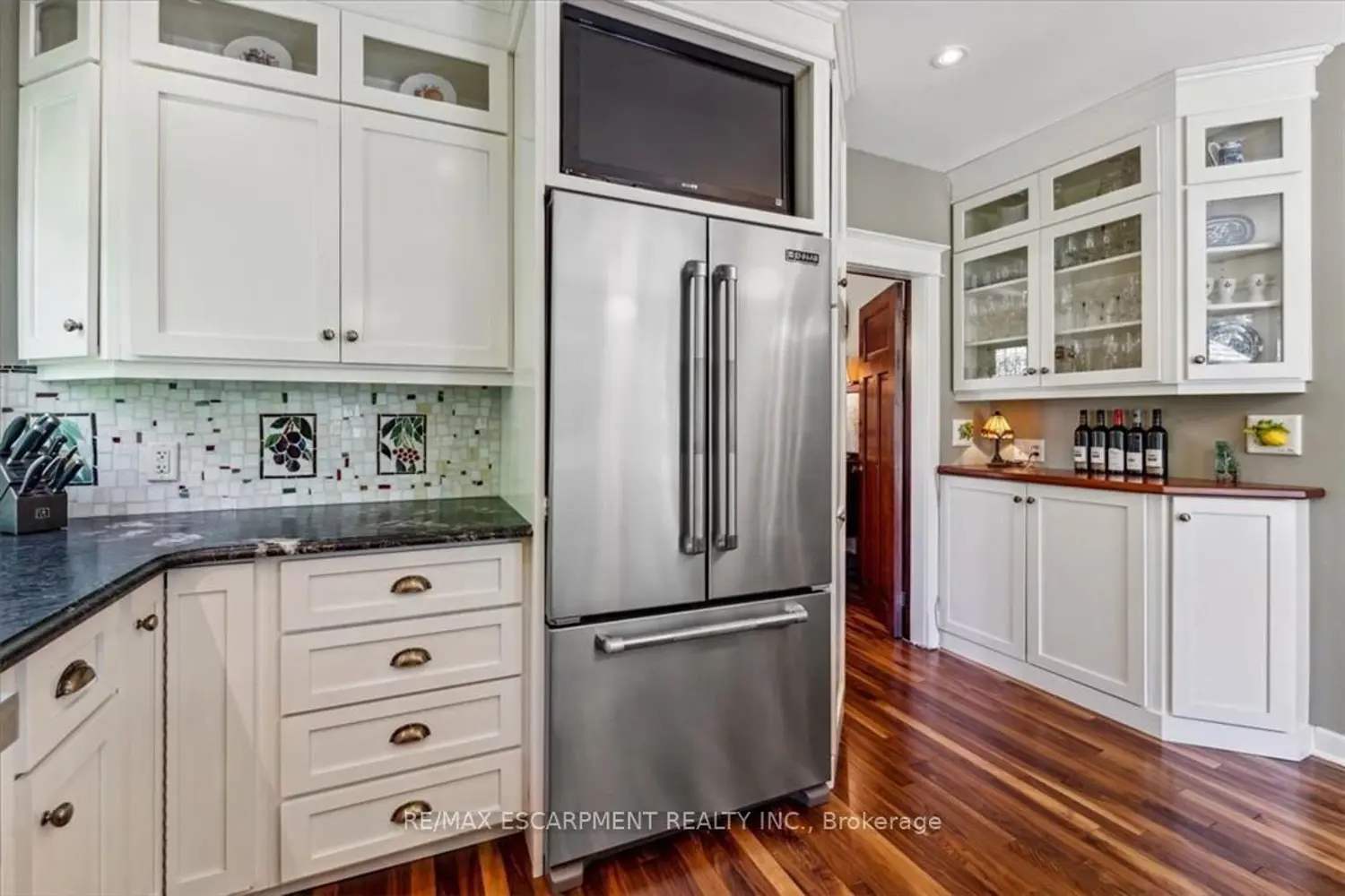 Additional image 5 of 2854 Prince William Street