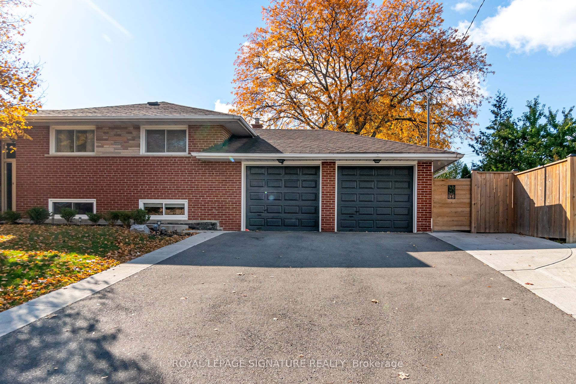 Bsmt-71 Daleside Crescent, Toronto, ON, M4A 2H7