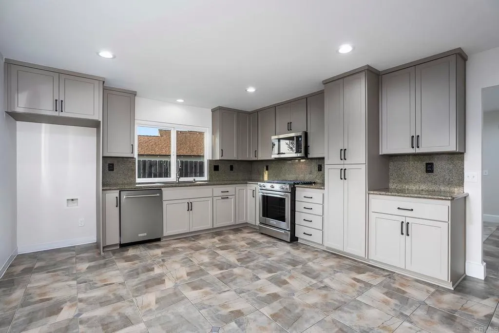 Additional image 59 of 8973 Carley Cir, San Diego, CA 92126