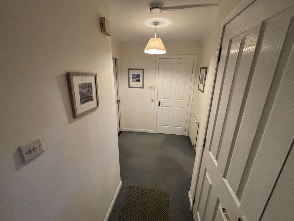 Additional image 8 of 2 bed flat to rent36 Eskbank Court, Eskbank, Dalkeith EH22