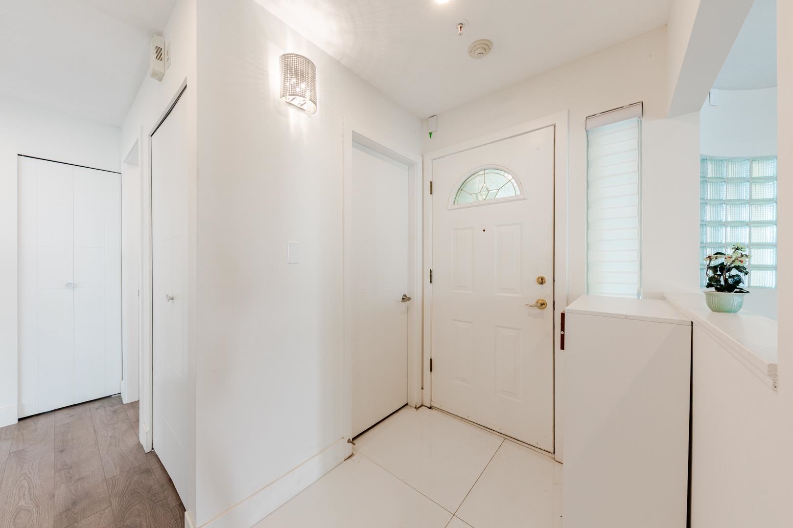 Additional image 2 of 208-7620 Columbia Street, Vancouver, BC, V5X 4S8