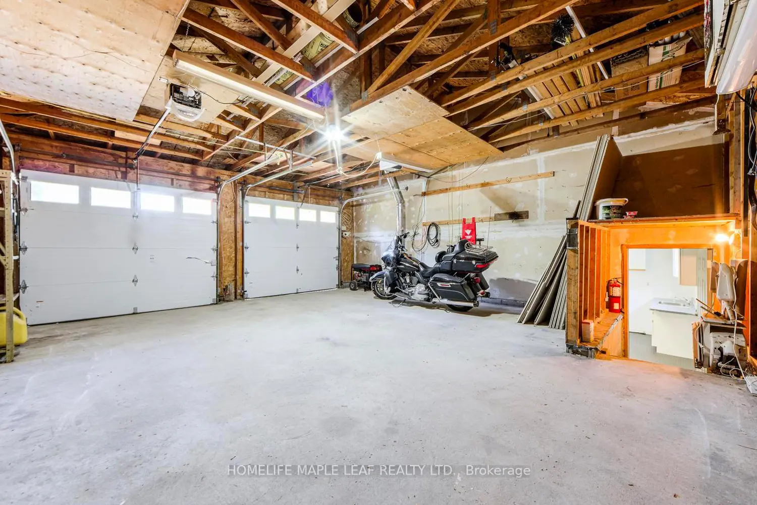 Additional image 17 of 758007 2Nd Line