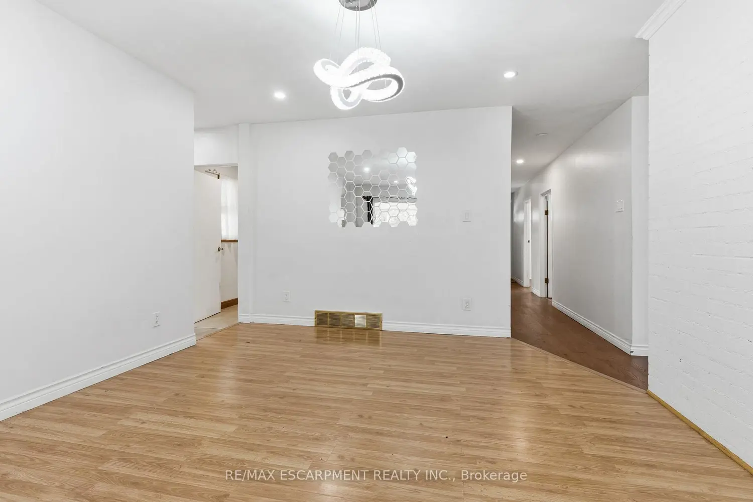 Additional image 5 of 797 Highway 6