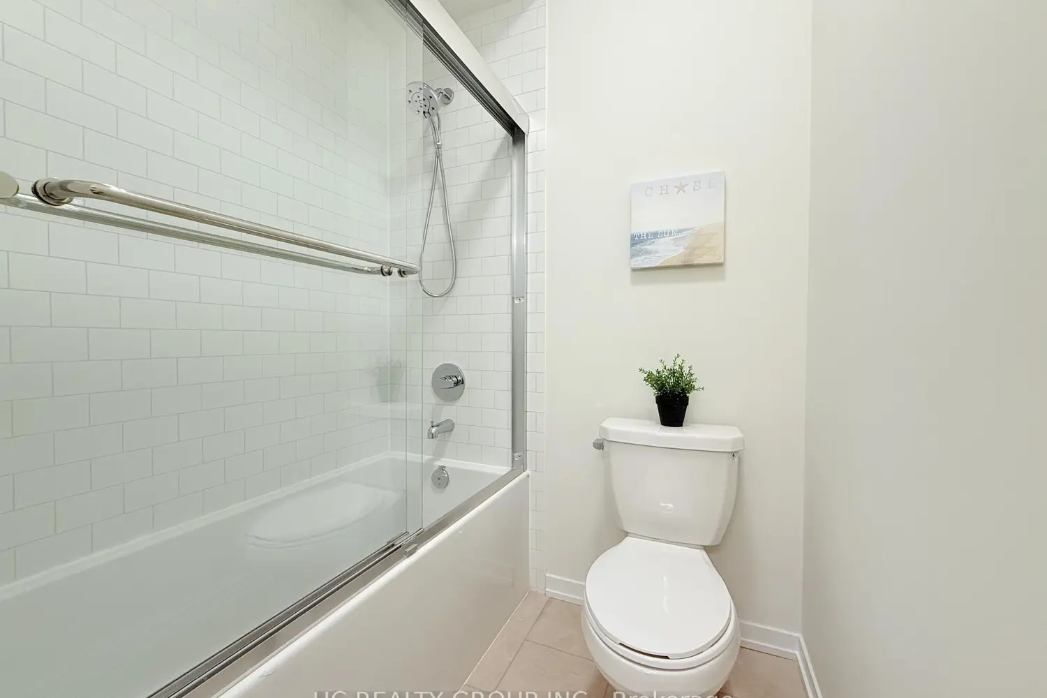 63 Matawin Lane photo 3
