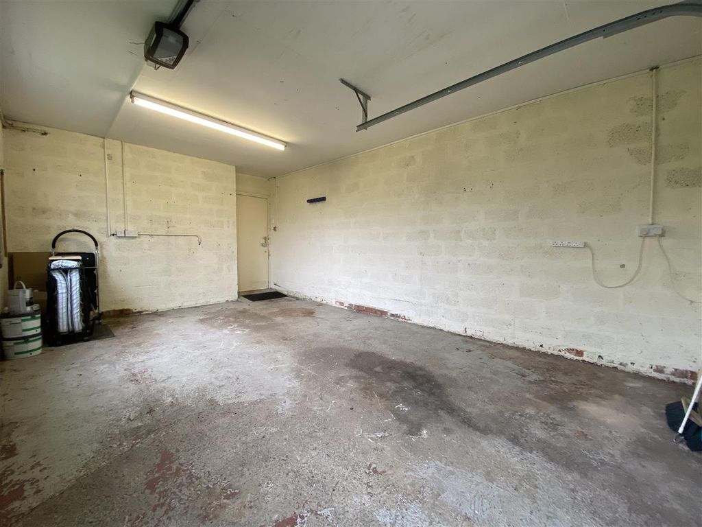 Additional image 30 of 4 bed detached bungalow to rentHeughfield Road, Bridge Of Earn PH2