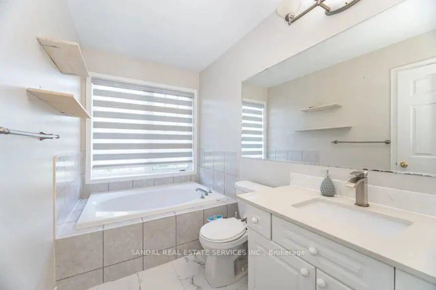 Additional image 8 of 16 Vision Way