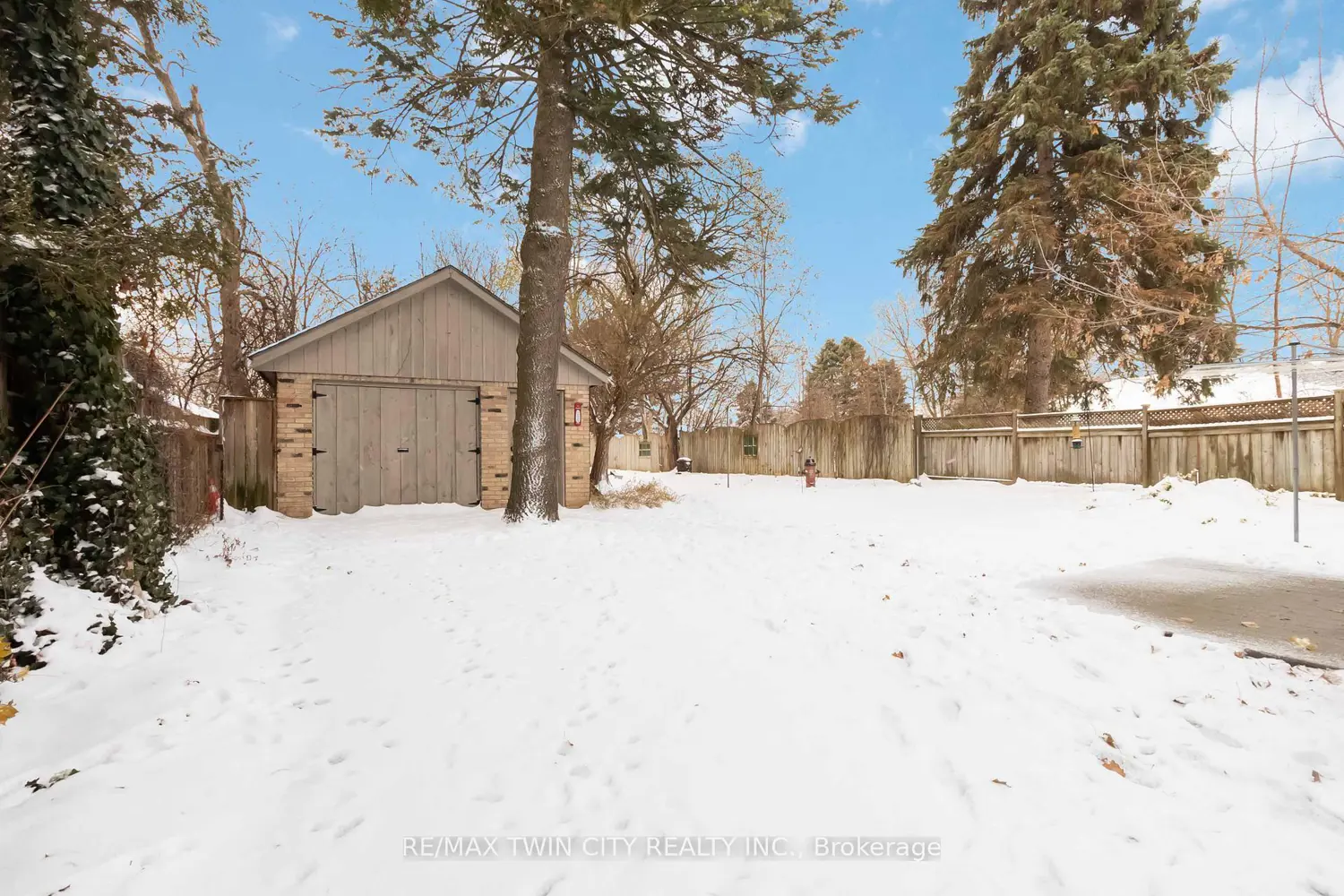 Additional image 16 of 107 Grand Street