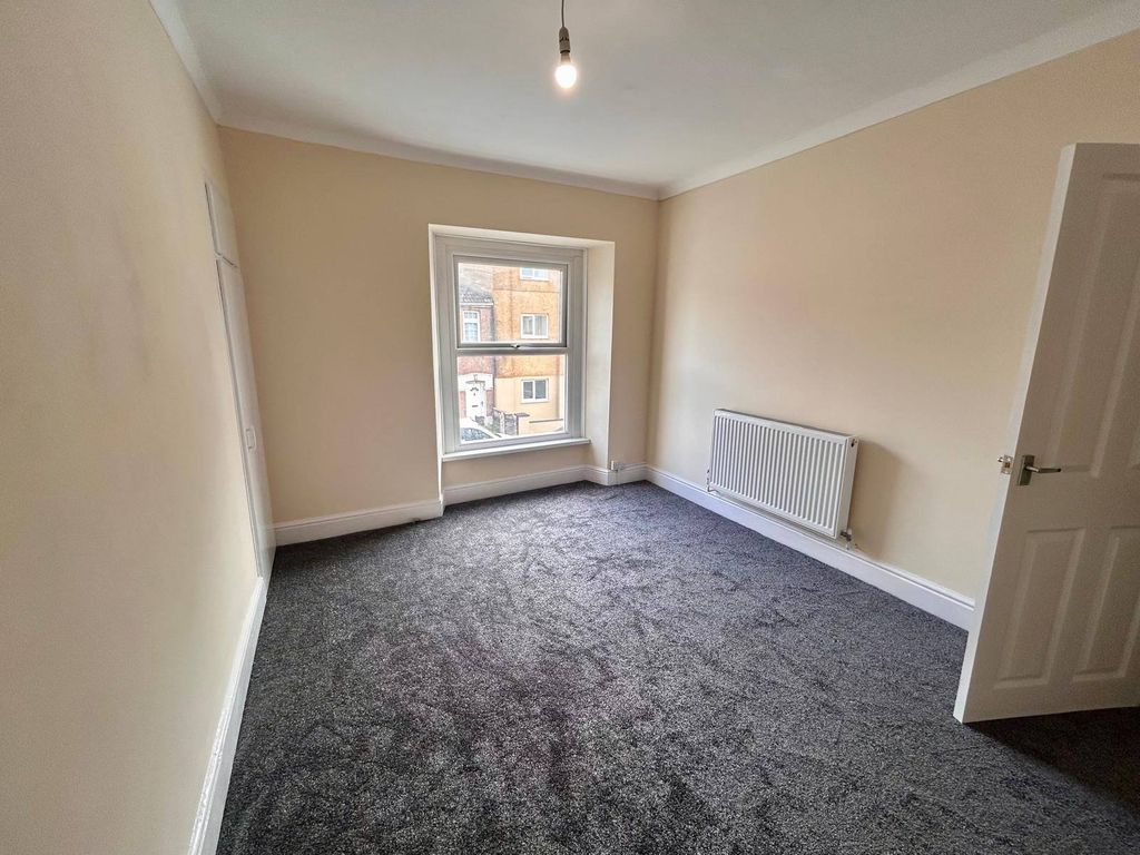 Additional image 11 of 4 bed terraced house to rentTydraw Street, Port Talbot SA13