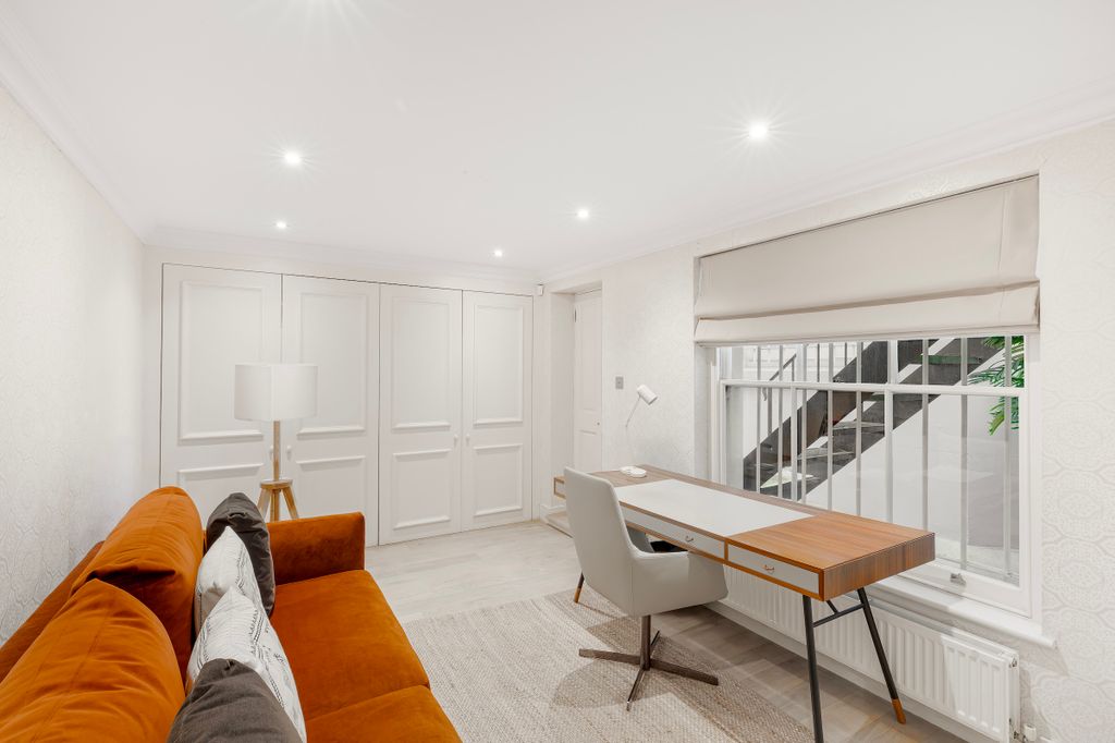 Additional image 7 of 3 bed flat to rentHolland Park, London W11