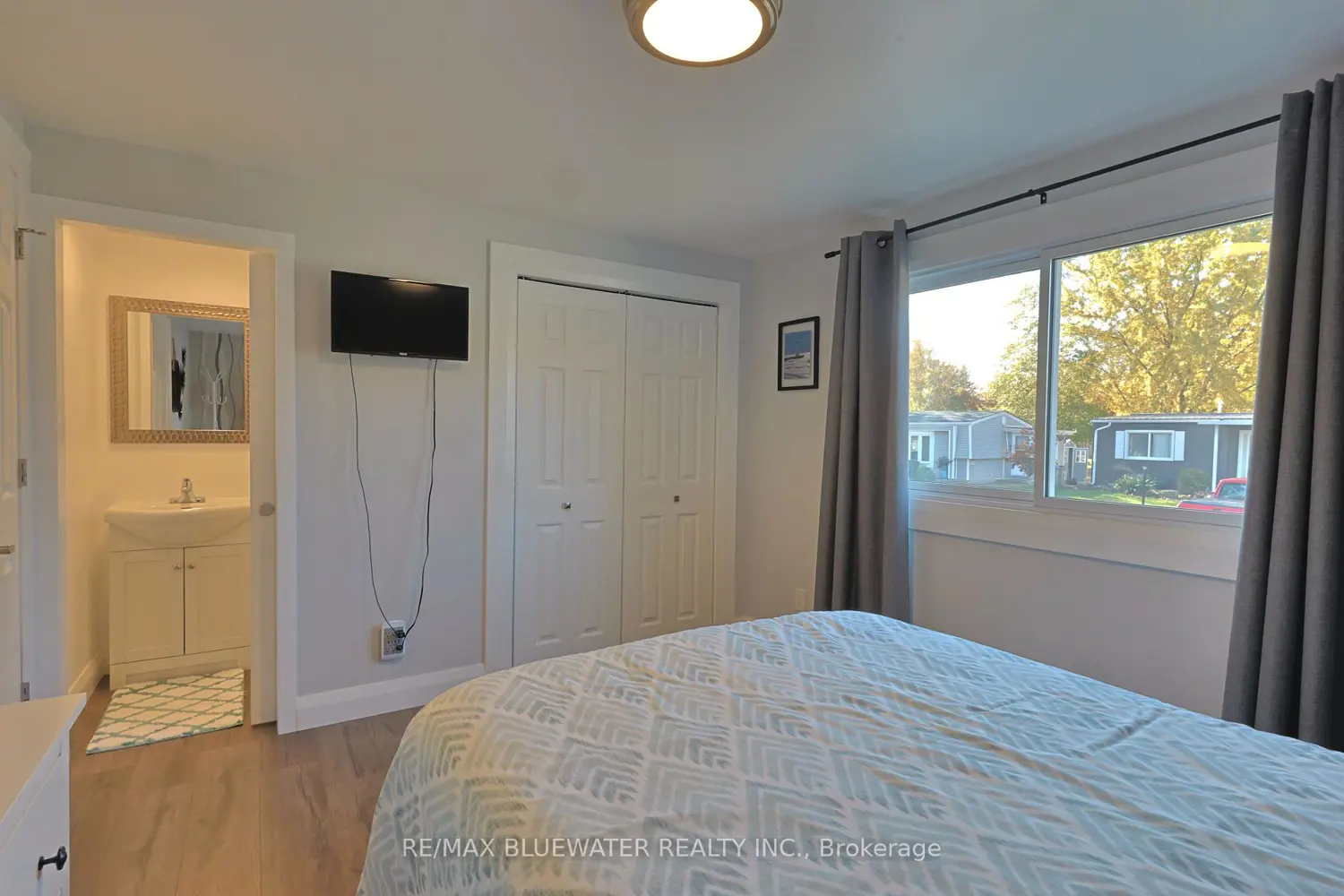 Additional image 3 of 79 Pebble Beach Parkway