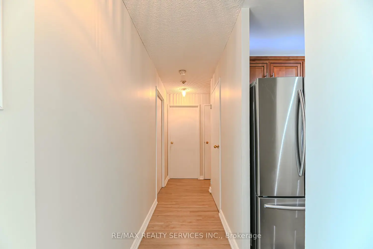 Additional image 10 of 35 Trailwood Drive 1911