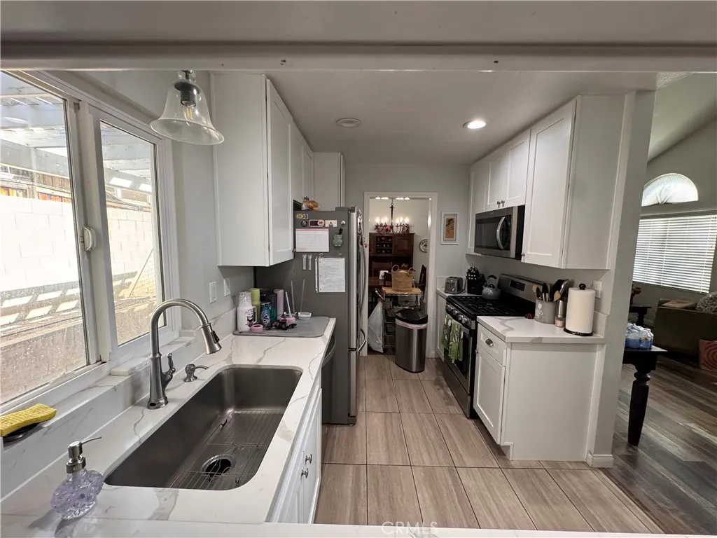 Additional image 68 of 7707 Newcastle Court, Highland, CA 92346