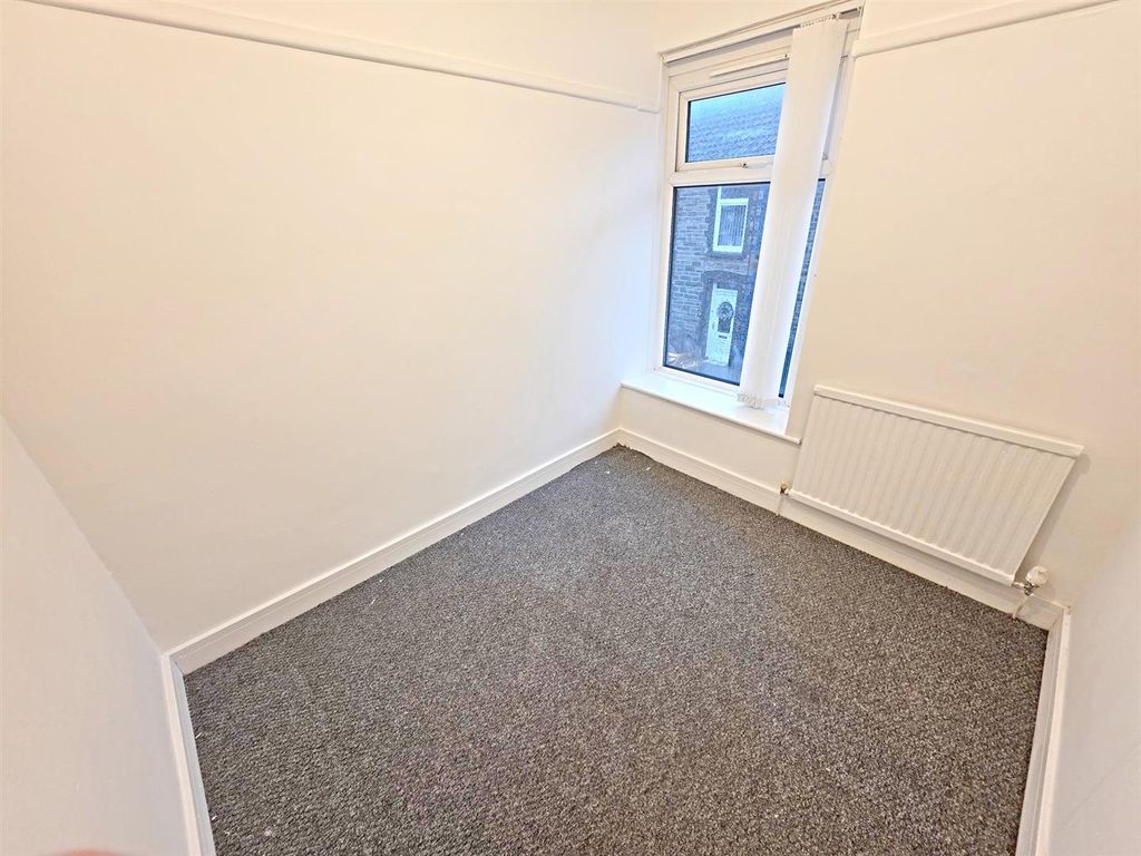 Additional image 12 of 3 bed terraced house to rentFox Street, Treharris CF46