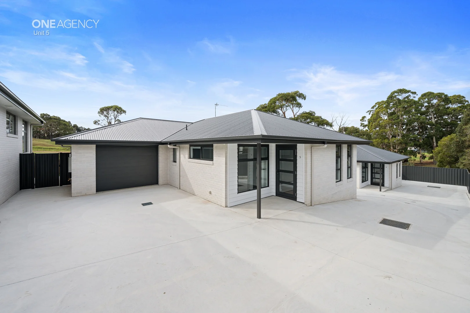 Additional image 22 of 4 & 5/143 South Road, Penguin TAS 7316