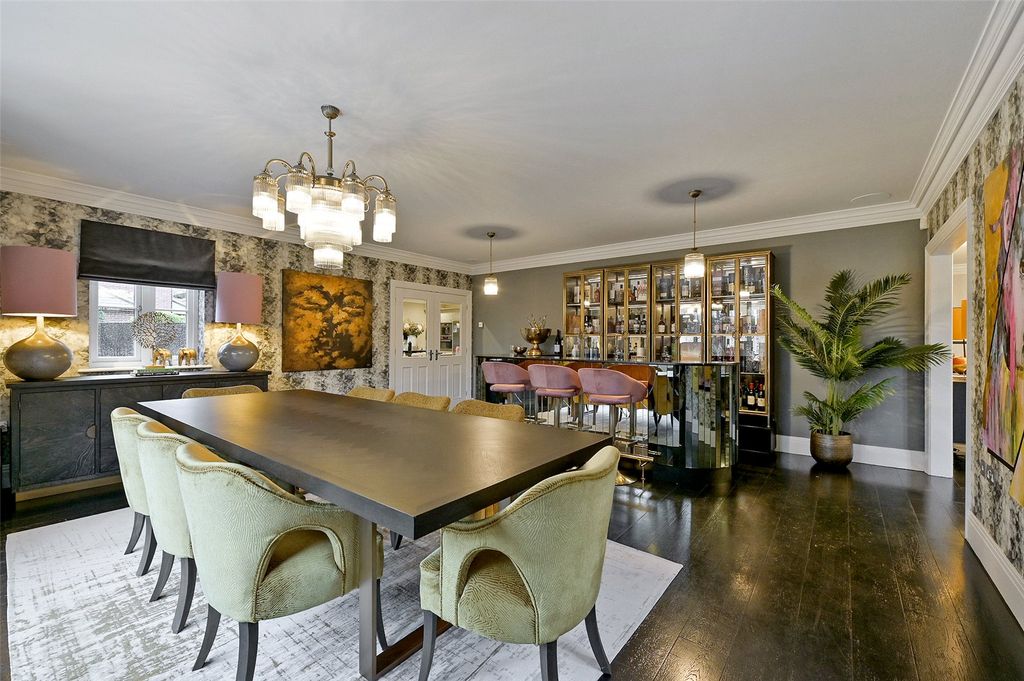 Additional image 2 of 5 bed detached house to rentNew Road, Shiplake, Henley-On-Thames, Oxfordshire RG9
