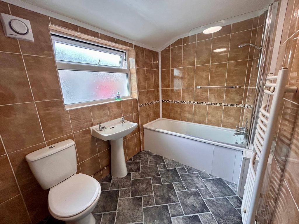 Additional image 9 of 4 bed terraced house to rentTydraw Street, Port Talbot SA13