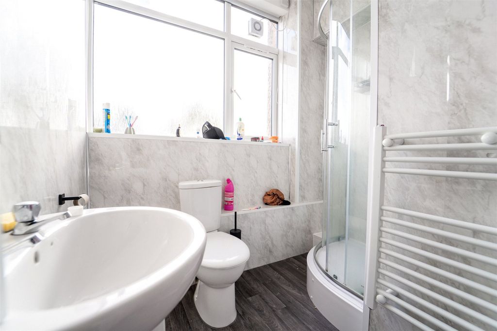 Additional image 11 of 2 bed shared accommodation to rentHolloway Head, Birmingham, West Midlands B1