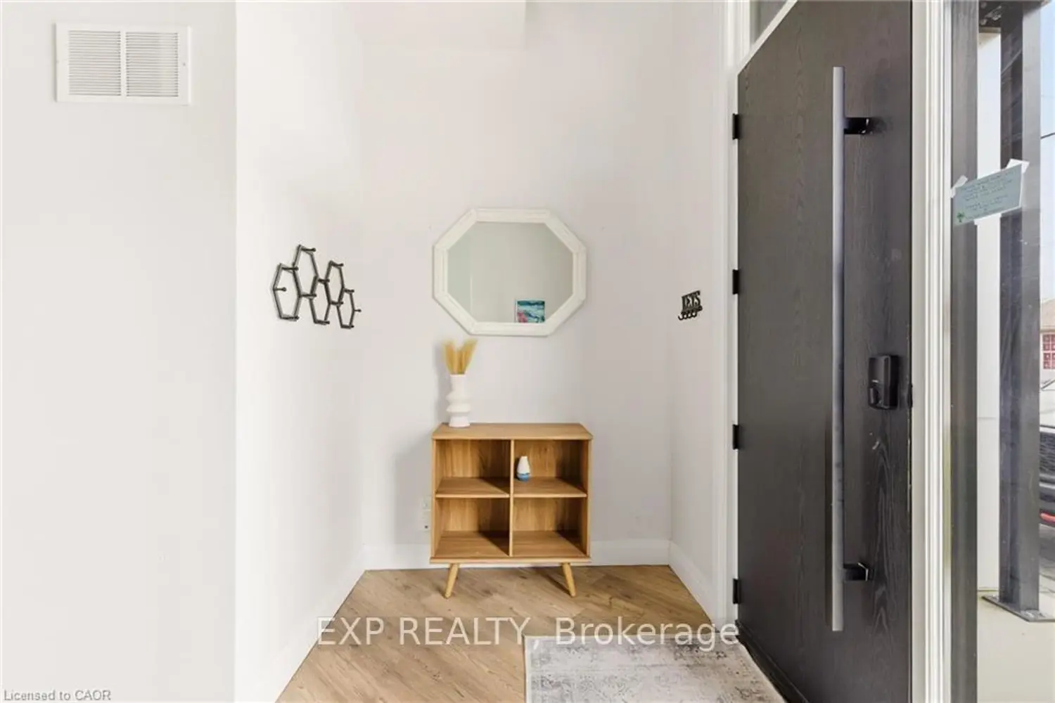 Additional image 2 of 26 Huron Street