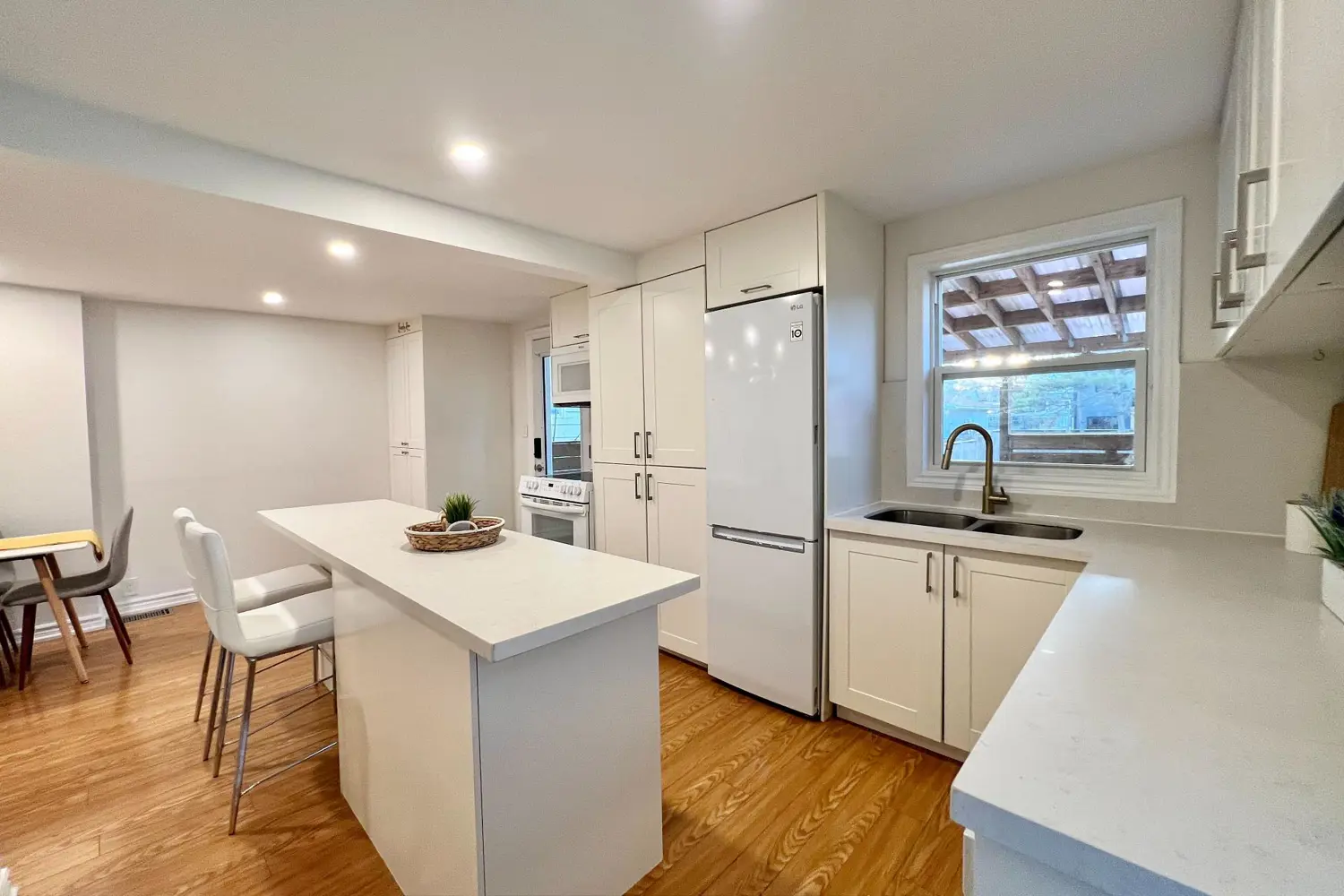 Additional image 7 of 248 Dufferin Avenue