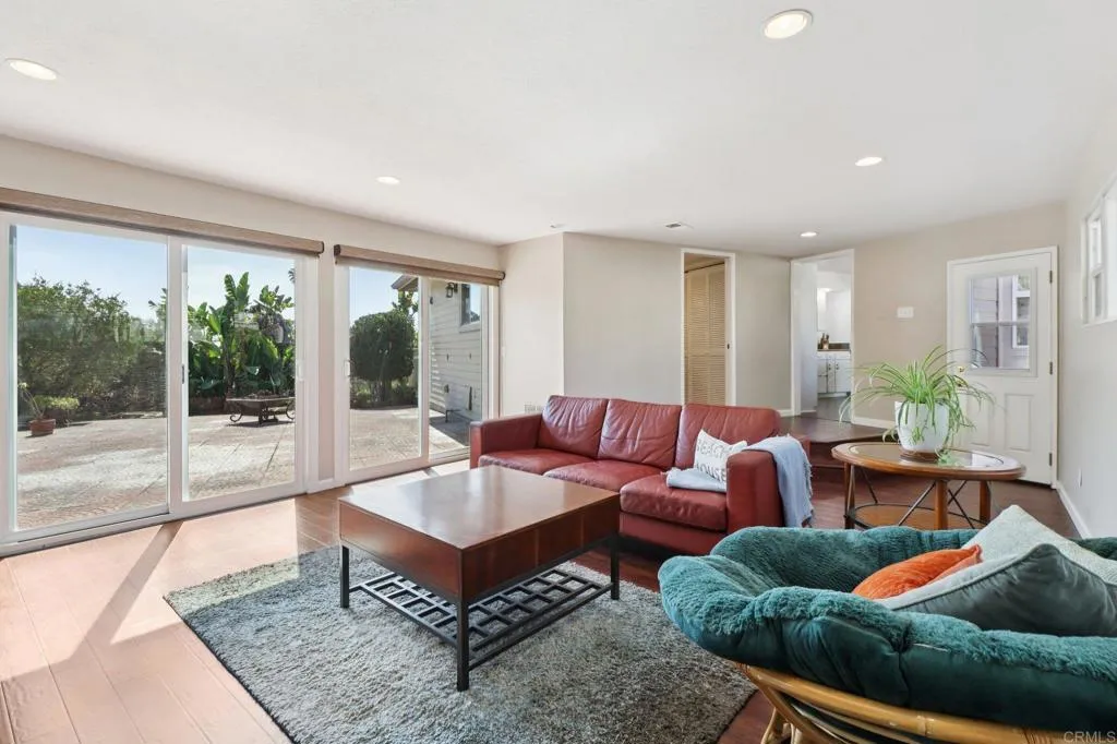 Additional image 17 of 1607 Hunsaker Street, Oceanside, CA 92054