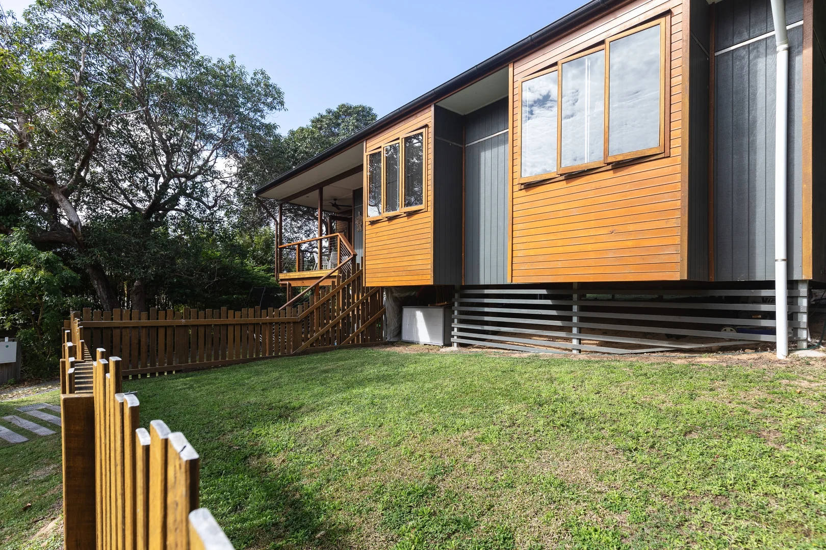 Additional image 33 of 44 Booran Street, Point Lookout QLD 4183