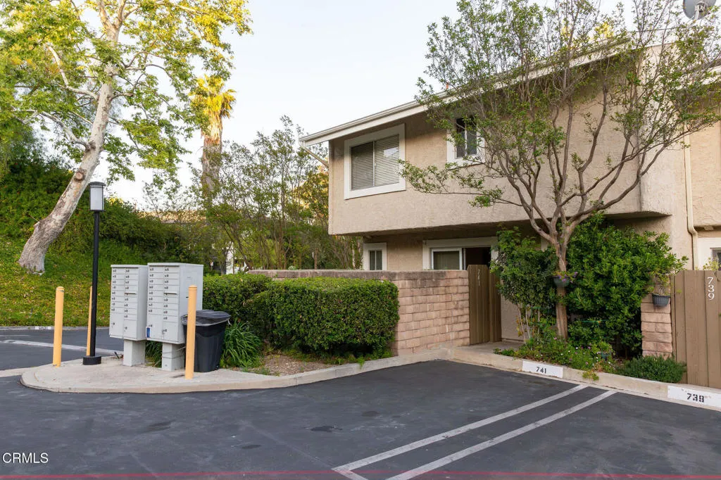 Additional image 79 of 741 Warwick Avenue, Thousand Oaks, CA 91360