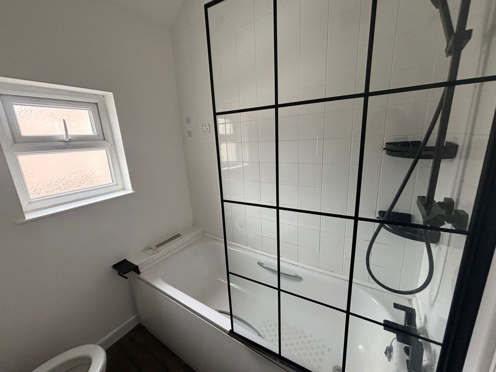 Additional image 6 of 4 bed end terrace house to rentWhittington Street, Neath SA11