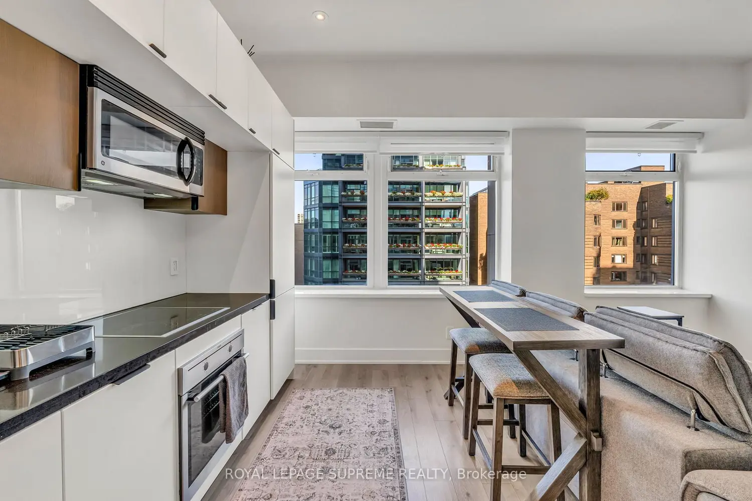 Additional image 7 of 111 St Clair Avenue 604