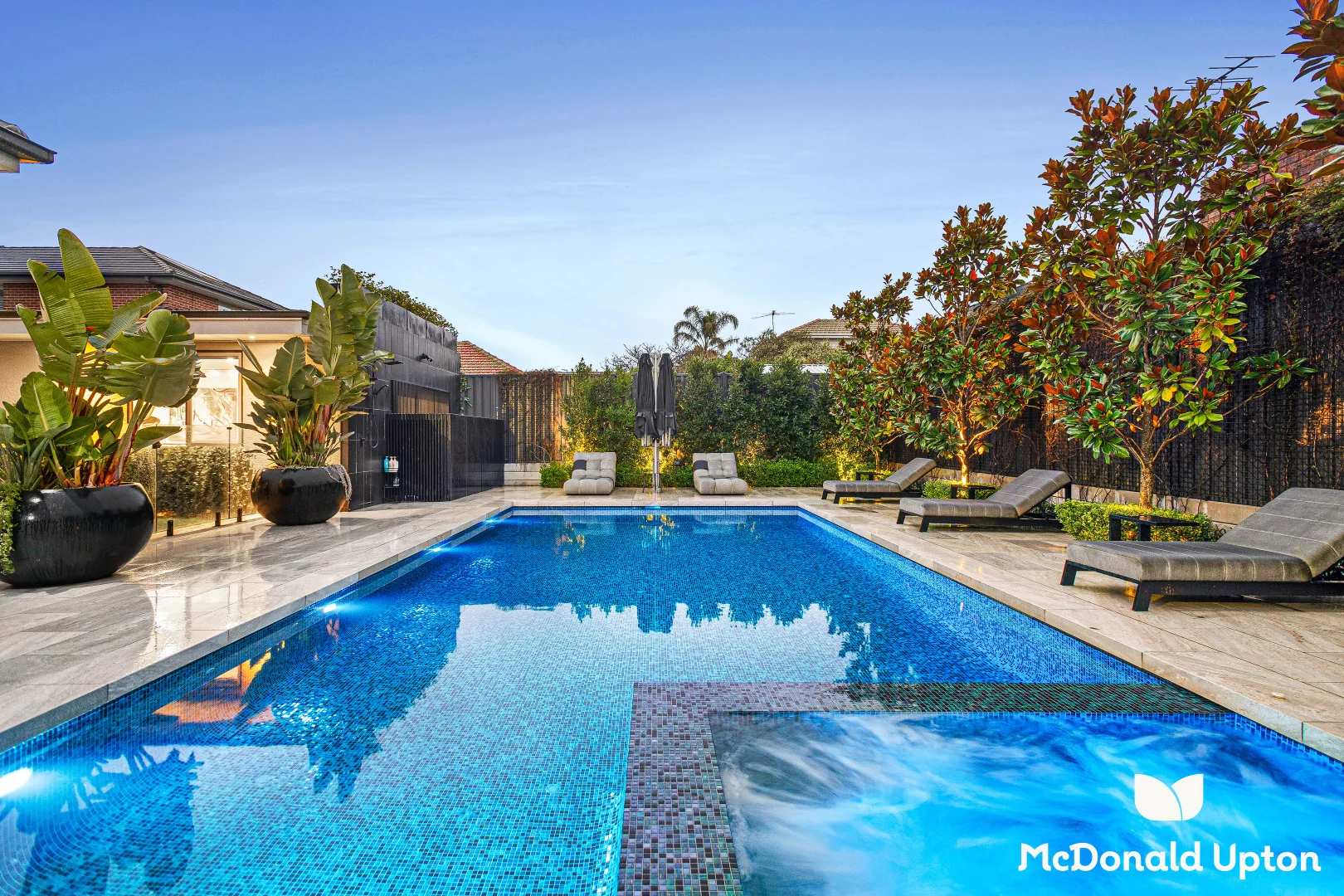 Additional image 2 of 220 Woodland Street, Strathmore VIC 3041