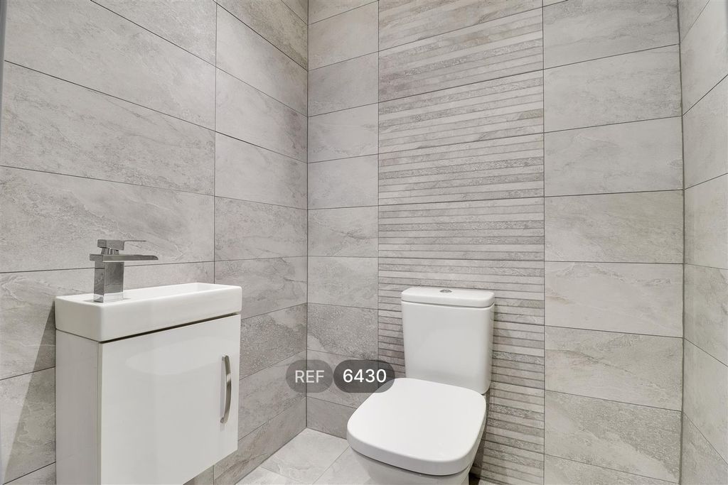 Additional image 14 of 5 bed detached house to rentWollaton Vale, Wollaton, Nottingham NG8
