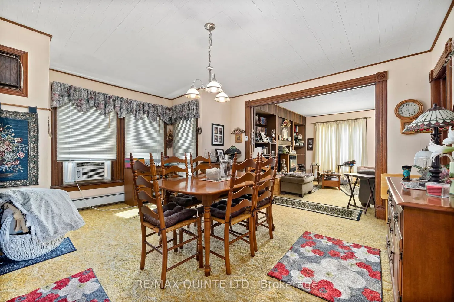 595 Elmbrook Road photo 3