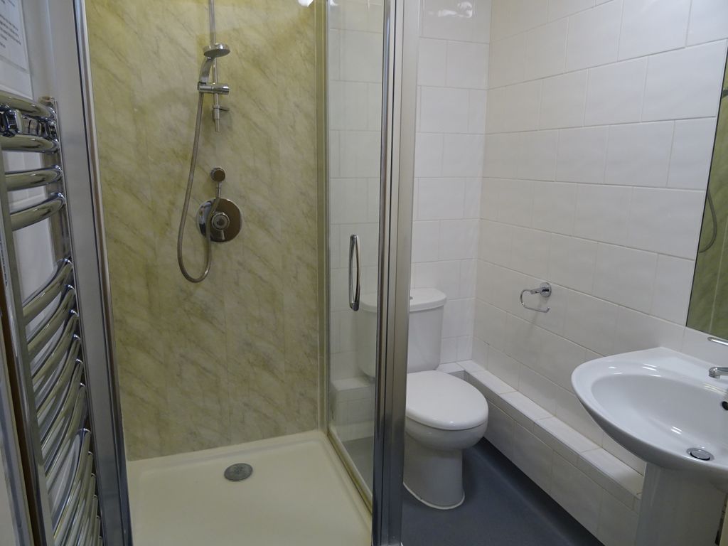 Additional image 12 of 8 bed flat to rentRegent Street, Leamington Spa CV32