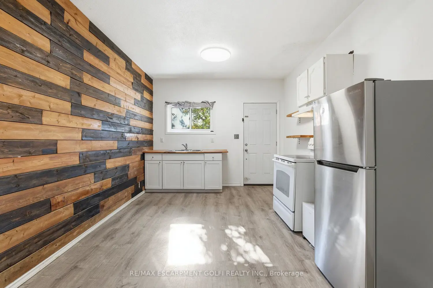 Additional image 11 of 53 1/2-55 Duke Street