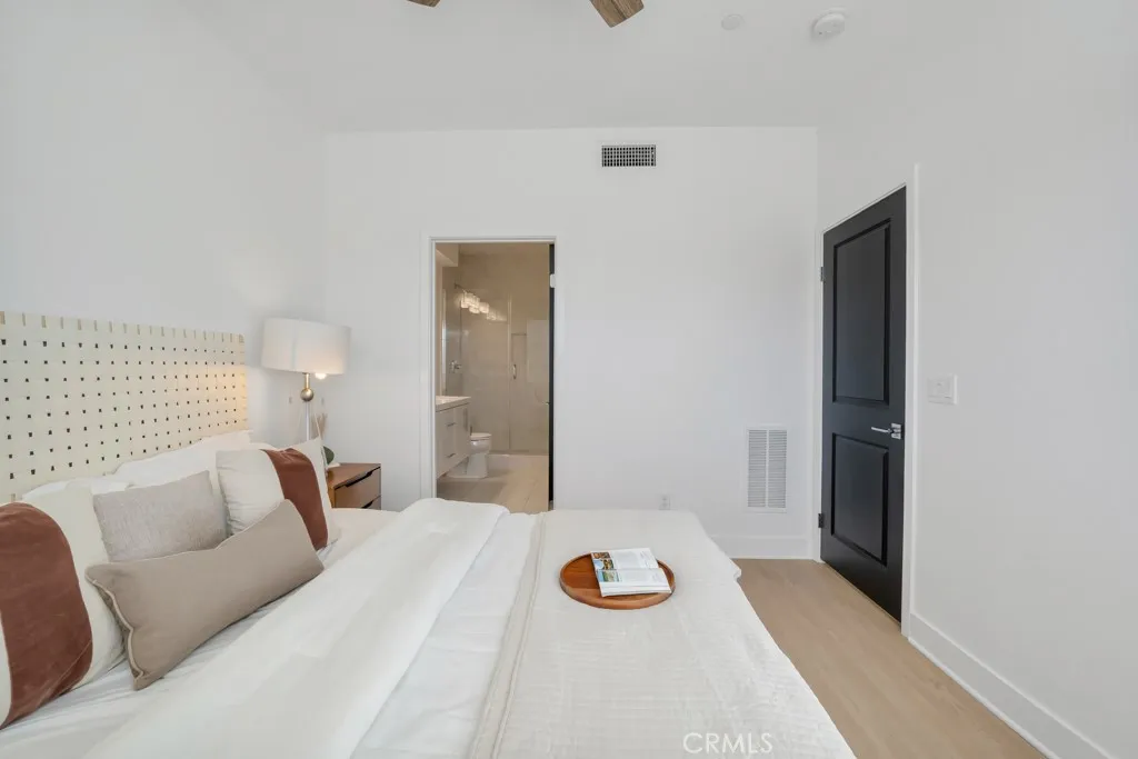 Additional image 44 of 10832 W Riverton Court, North Hollywood, CA 91602