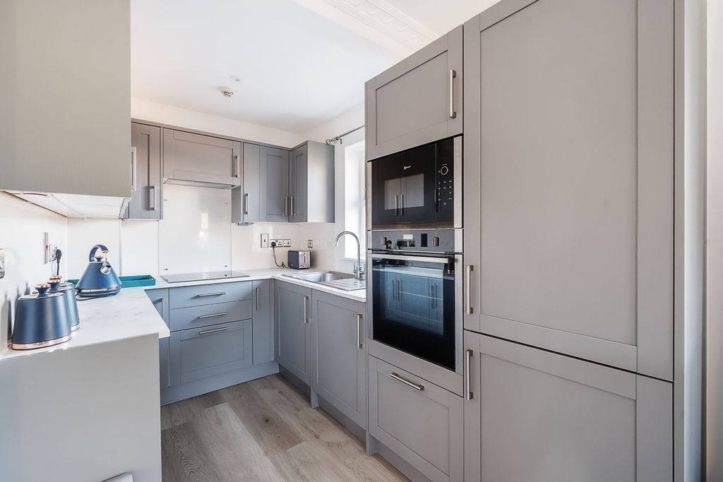 Additional image 2 of 1 bed flat to rentBuckingham, Thamesfield Village, Henley-On-Thames RG9