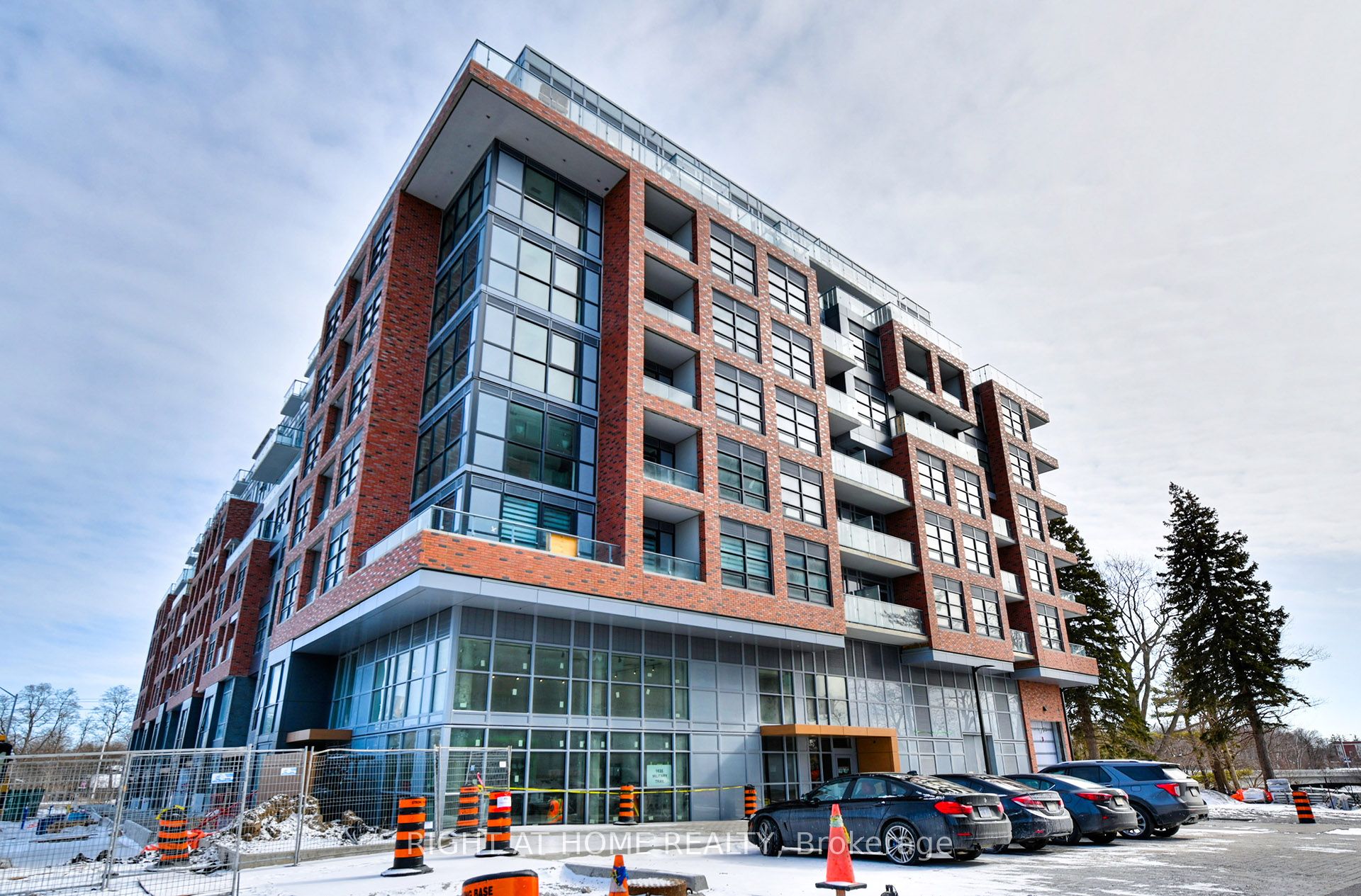 701-1635 Military Trail, Toronto, ON, M1C 1B2