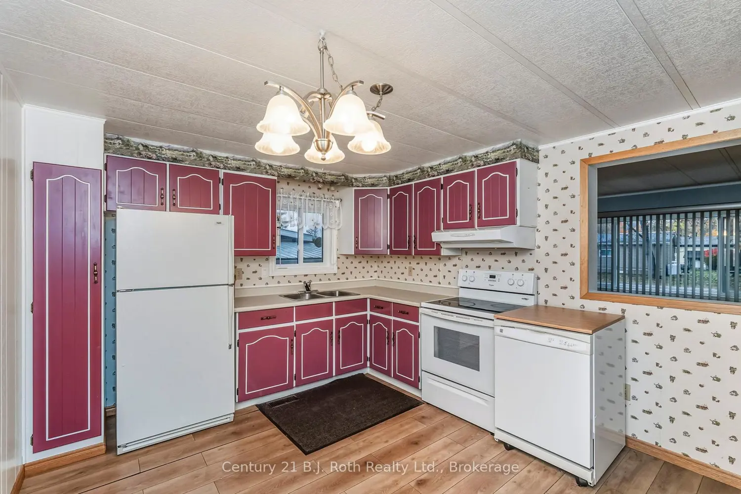 Additional image 8 of 5263 Elliott Side Road 36