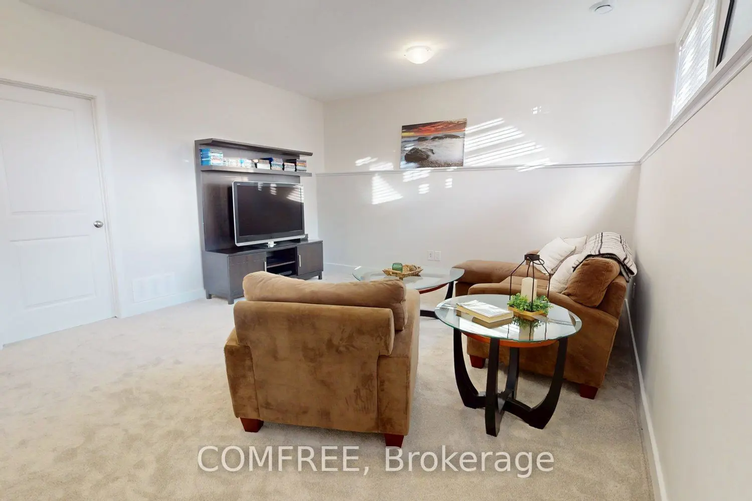 Additional image 8 of 63 Whitcomb Crescent