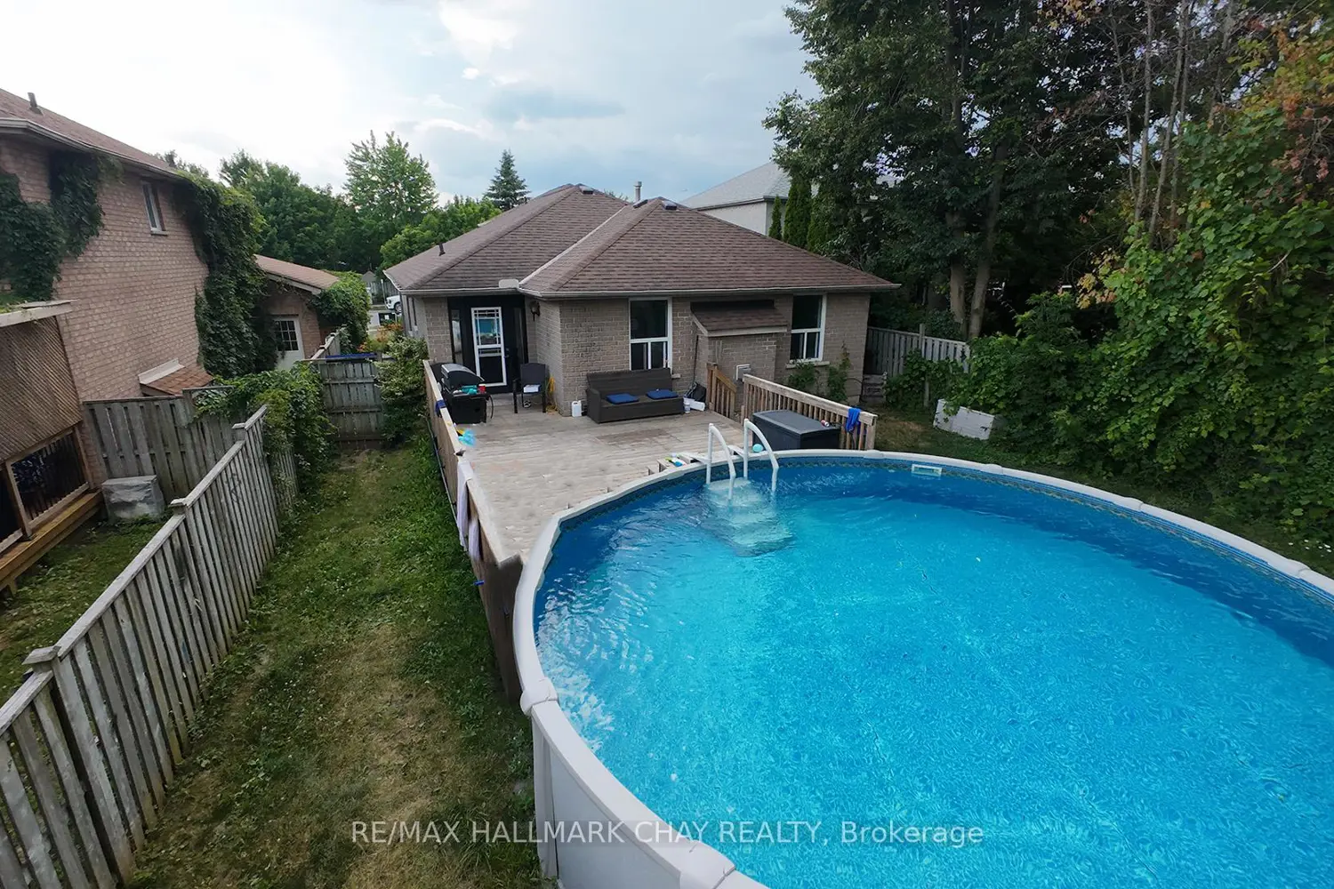 Additional image 10 of 37 Loon Avenue