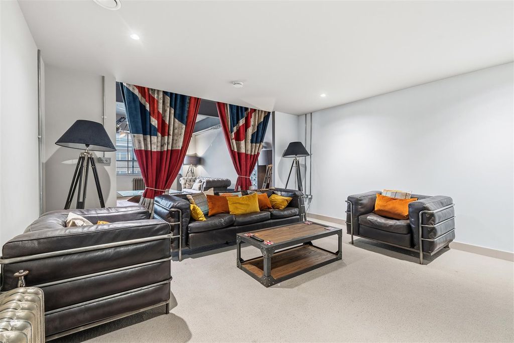 Additional image 8 of 3 bed flat to rentMarshall Street, Birmingham B1