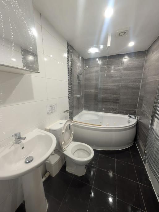 Additional image 18 of 8 bed terraced house to rentNorwood Road, Hyde Park, Leeds LS6