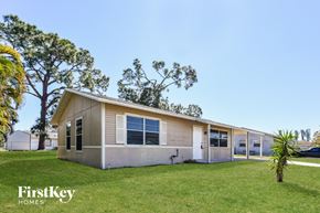 Additional image 4 of 10727 Figtree Ct, Lehigh Acres, FL, 33936