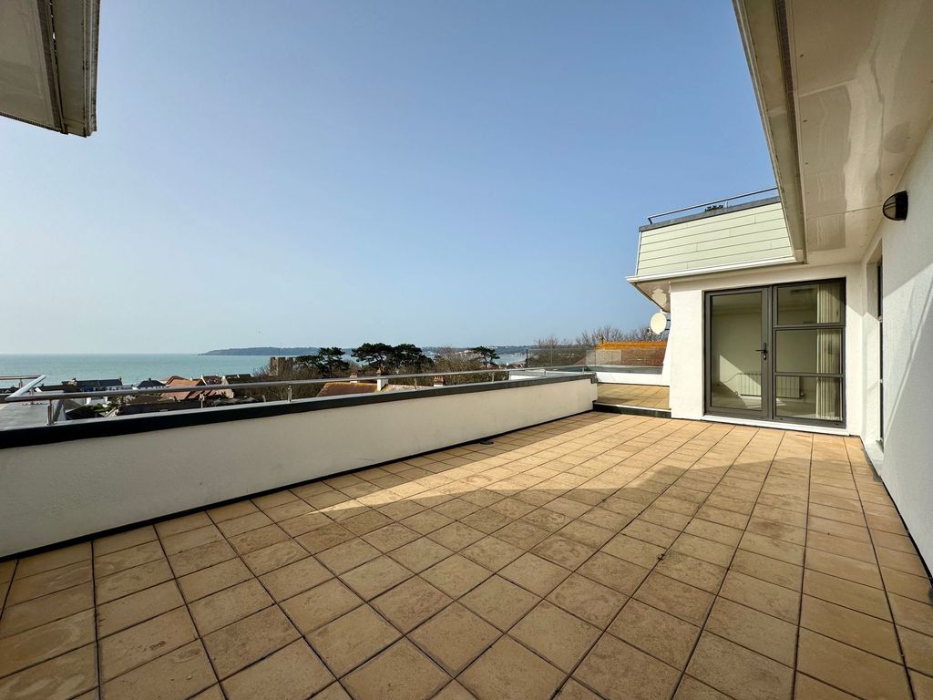 Additional image 4 of 2 bed flat to rent3 Vaucluse Court, St Helier JE2