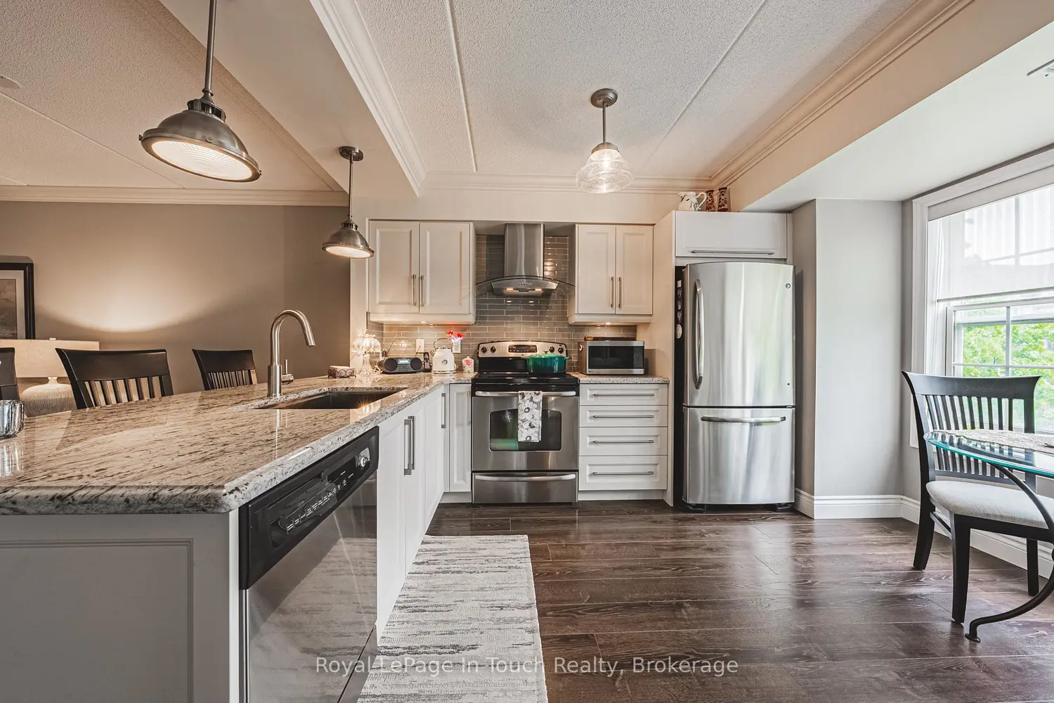 Additional image 8 of 1491 Maple Avenue 311