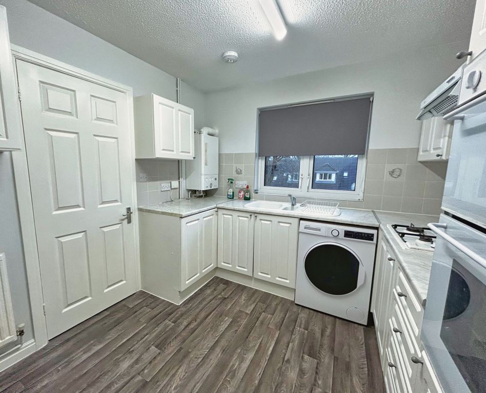 Additional image 4 of 2 bed flat to rentHighbury Court, Neath SA11