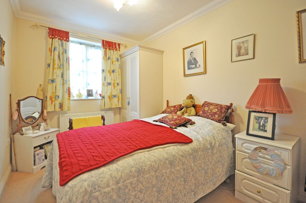 Additional image 7 of 2 bed flat to rentGround Floor, Gold Tops, Newport NP20