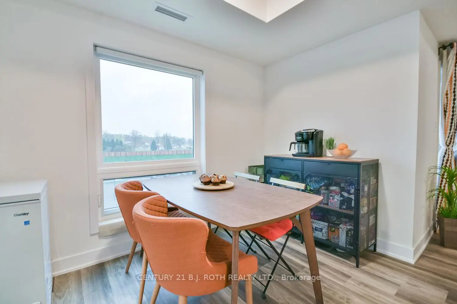 Additional image 8 of 8 Culinary Lane 502