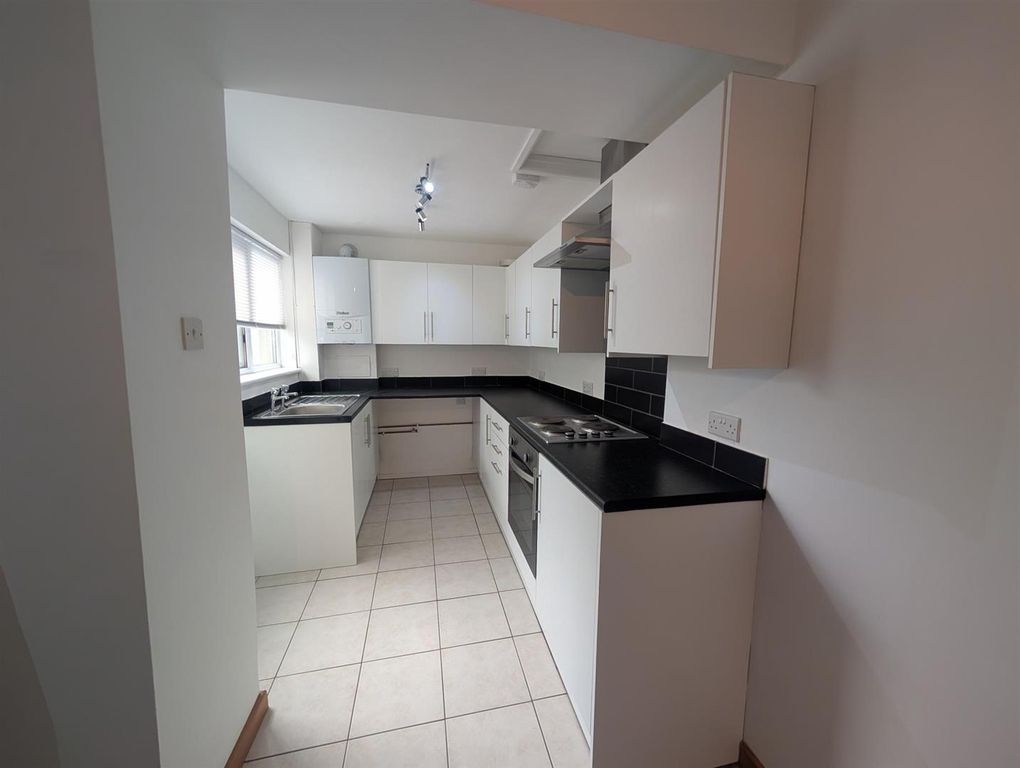Additional image 4 of 2 bed terraced house to rentCambrian Road, Neyland, Milford Haven SA73