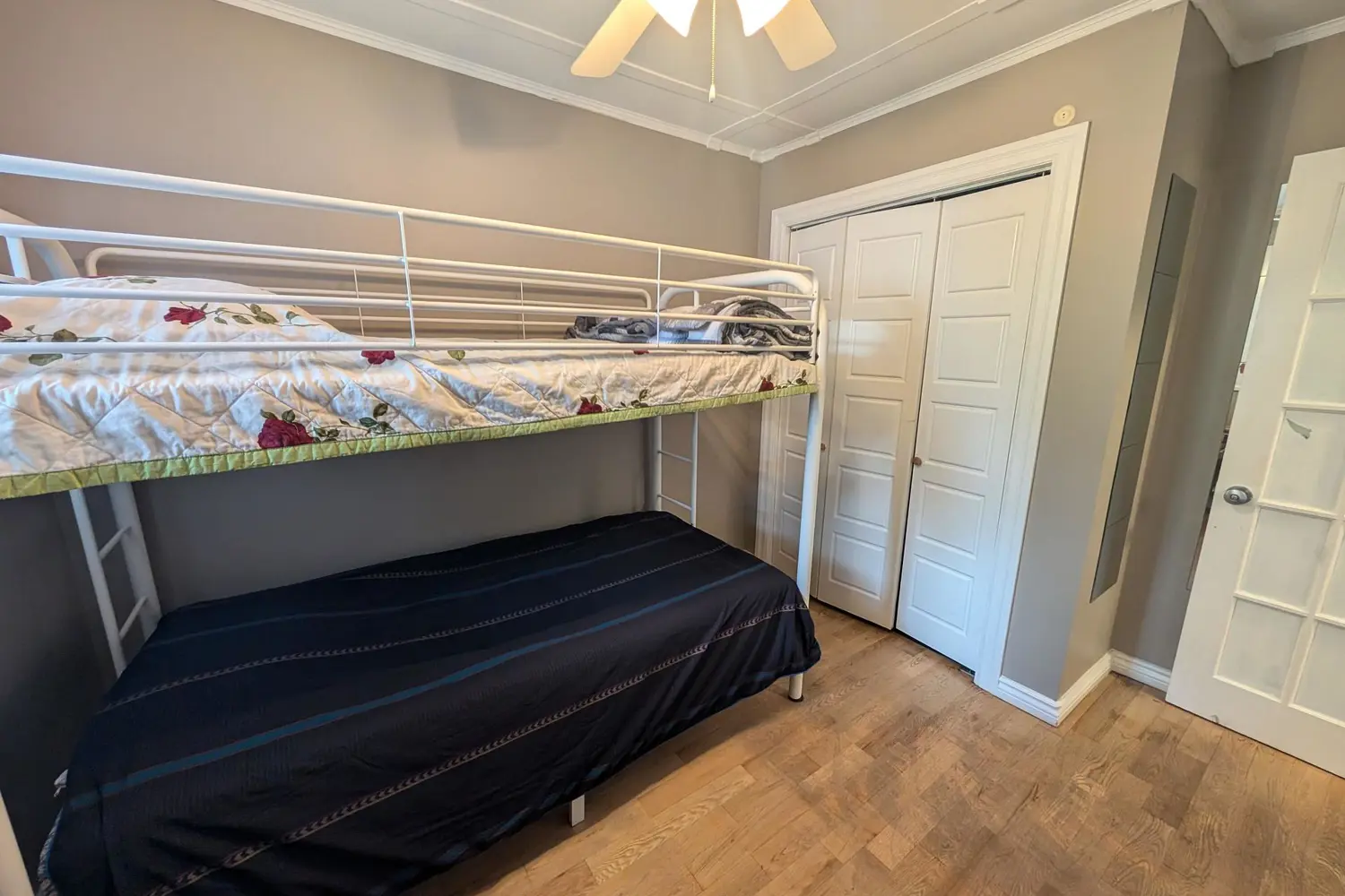 Additional image 8 of 674 Chestnut Street